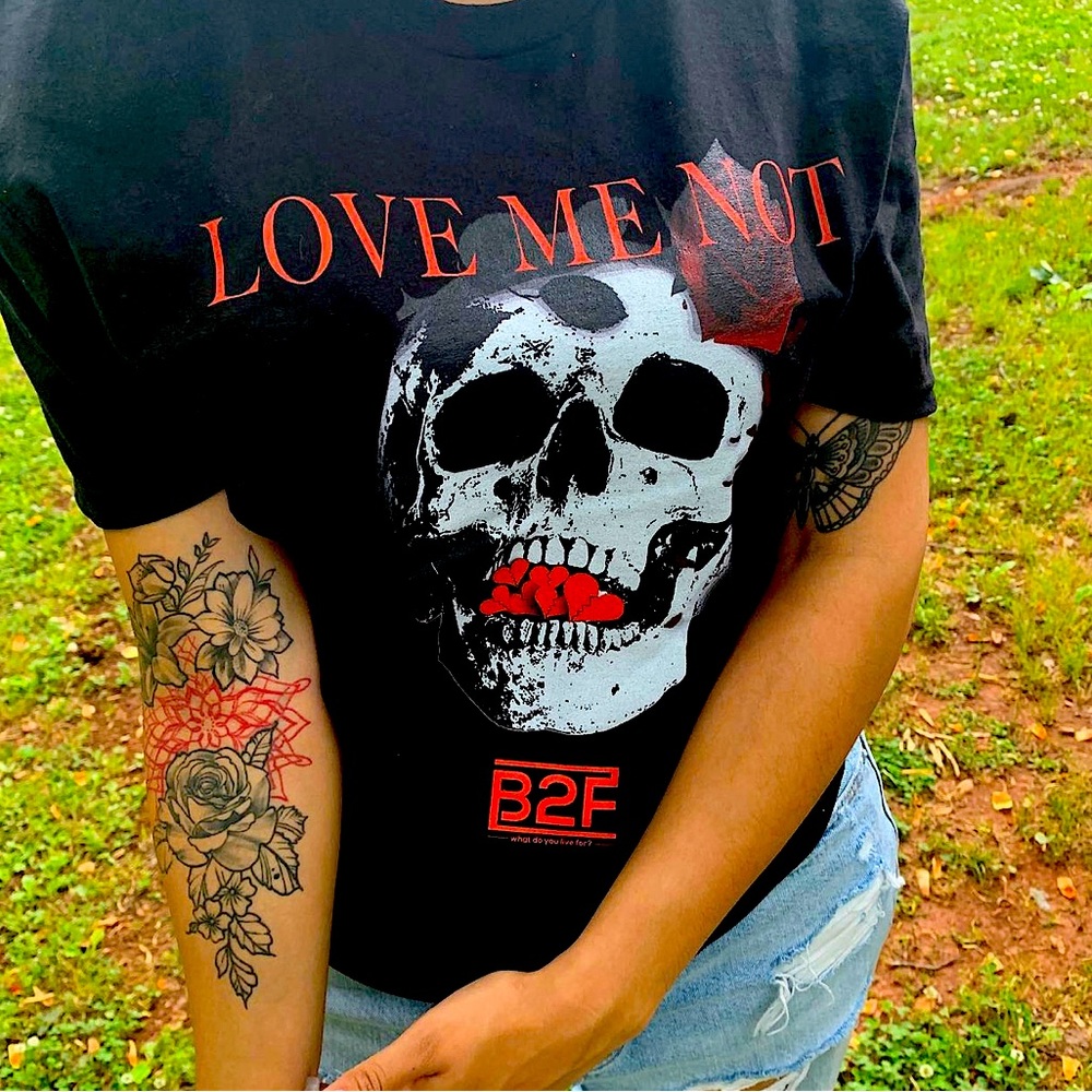 B2FLoveMeNot T-Shirt